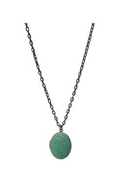 Vintage Oval Locket Necklace Green Leaf Pattern Bronze Chain Retro Fashion